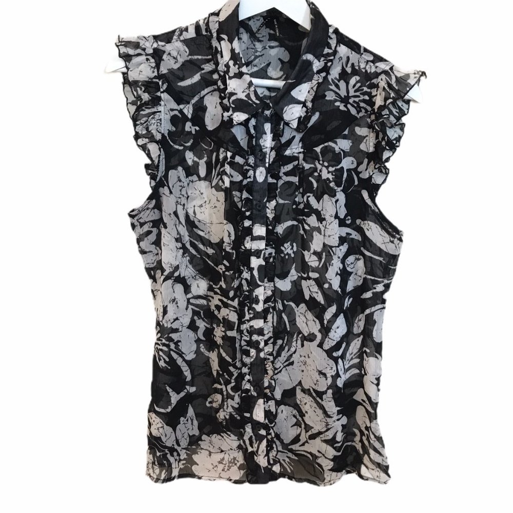 LAPIS Black & White Sheer Floral Sleeveless Blouse